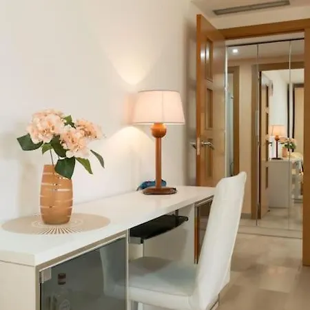 Apartamento En Con Piscina, Centrico, Playa * Dénia