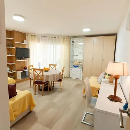 شقة Apartamento En Con Piscina, Centrico, Playa دينايا